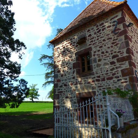 Le Donjon L'Abrejou Bed & Breakfast エクステリア 写真